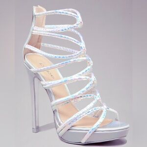 Bebe Holographic Strappy Platform Heels Size 7 Opal Iridescent Finish